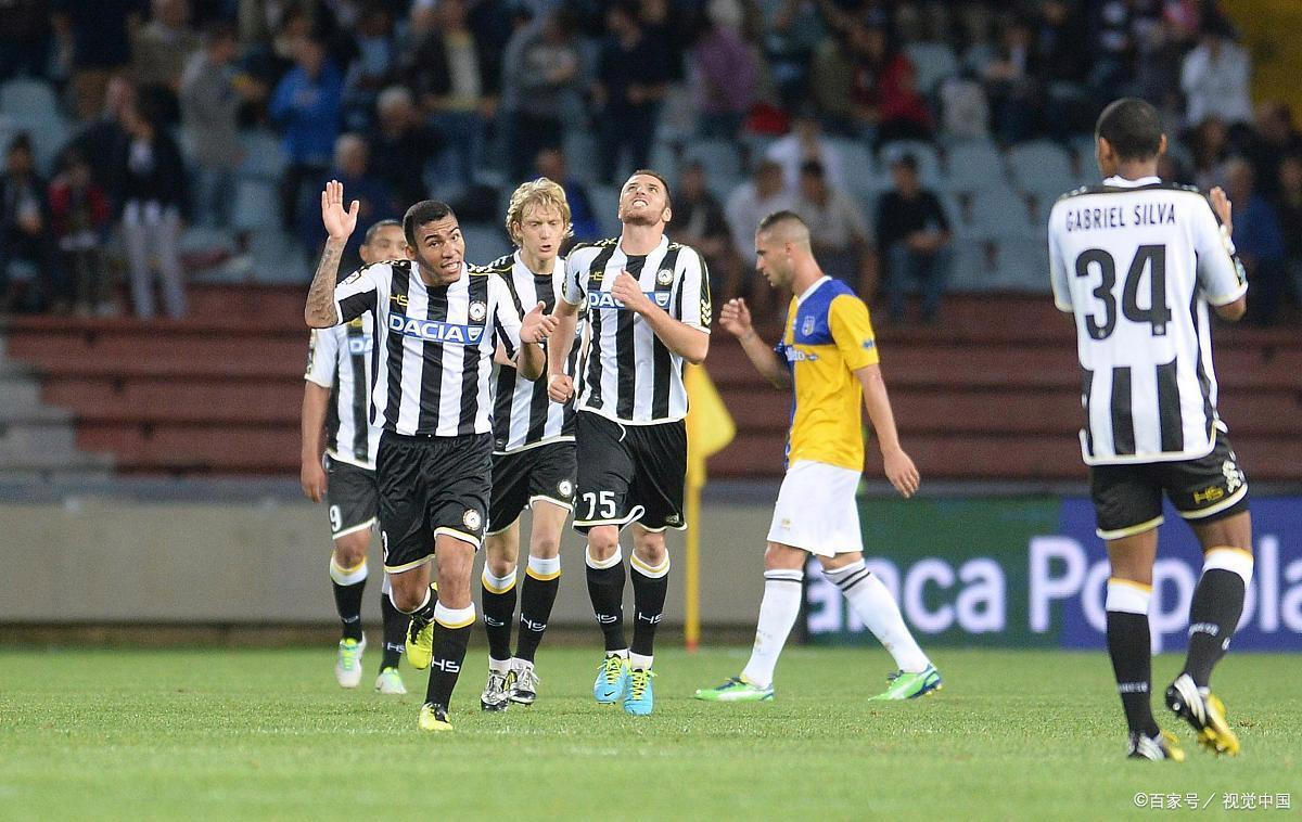 AC米兰主场大胜帕尔马，继续稳坐榜首的简单介绍