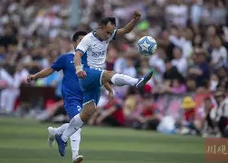 经典足球比赛火爆举行,观赏价值极高(经典足球比赛集锦) 经典足球比赛火爆举行,观赏价值极高(经典足球比赛集锦)